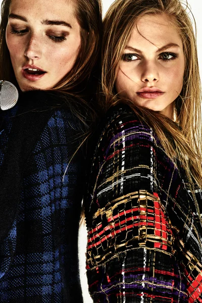 Look 25